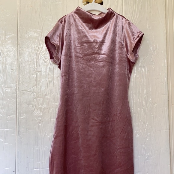 Velvet Bodycon Dress - Picture 4 of 5